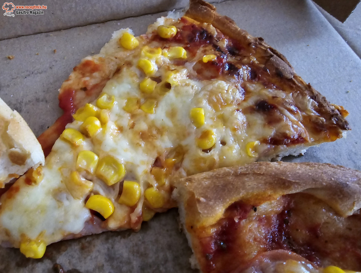 Sonka - kukorica pizza