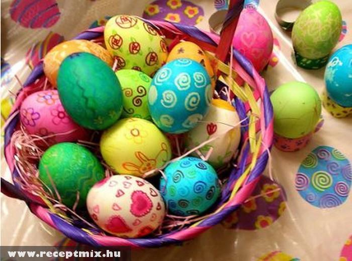 Húsvéti festett tojások